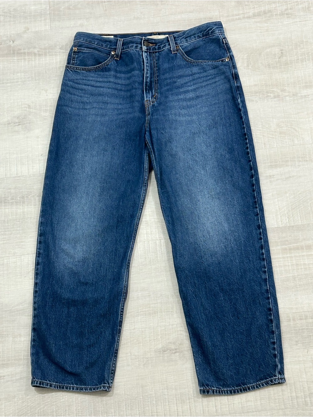 Levi's Women's Boyfriend Jeans in Medium Blue Wash